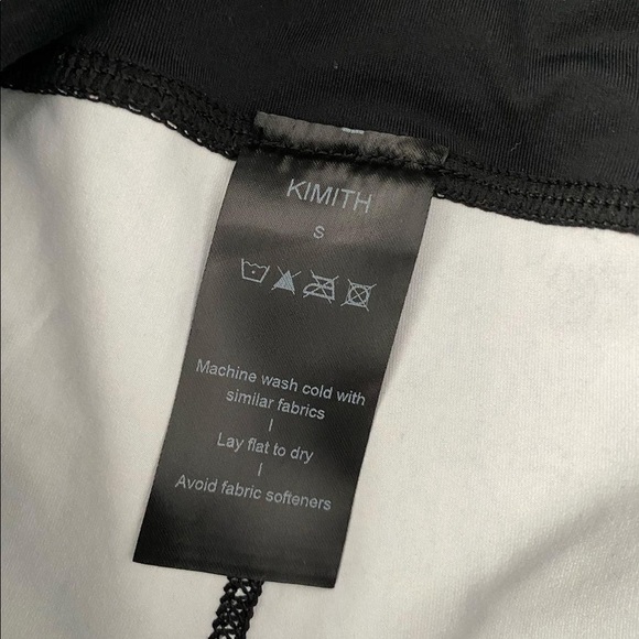 Kimith Animal Print Workout Outfit - Picture 5 of 6